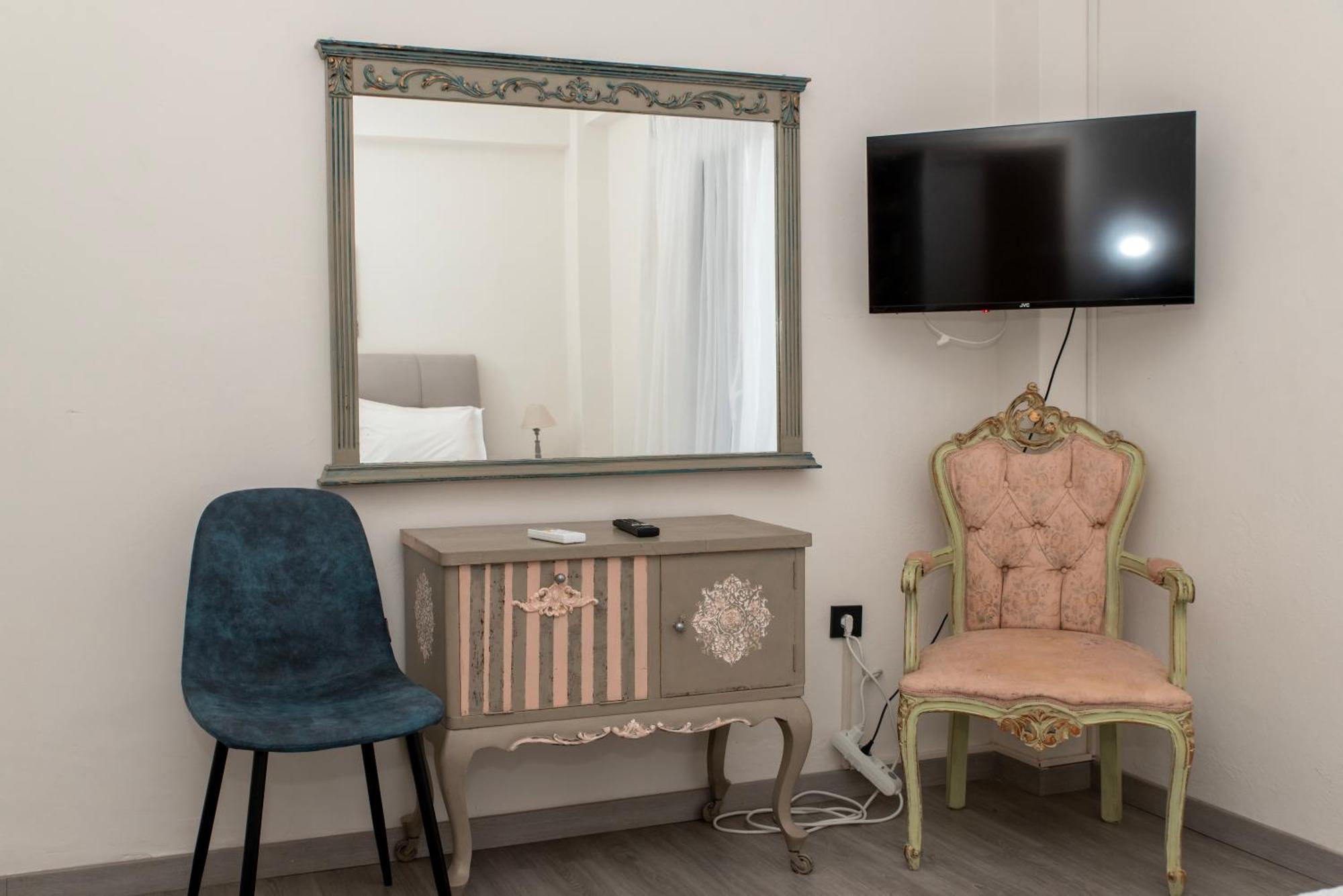 Esperidon Luxury Glyfada Apartment
