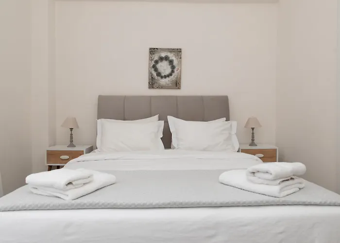Esperidon Luxury Apartment Glyfada
